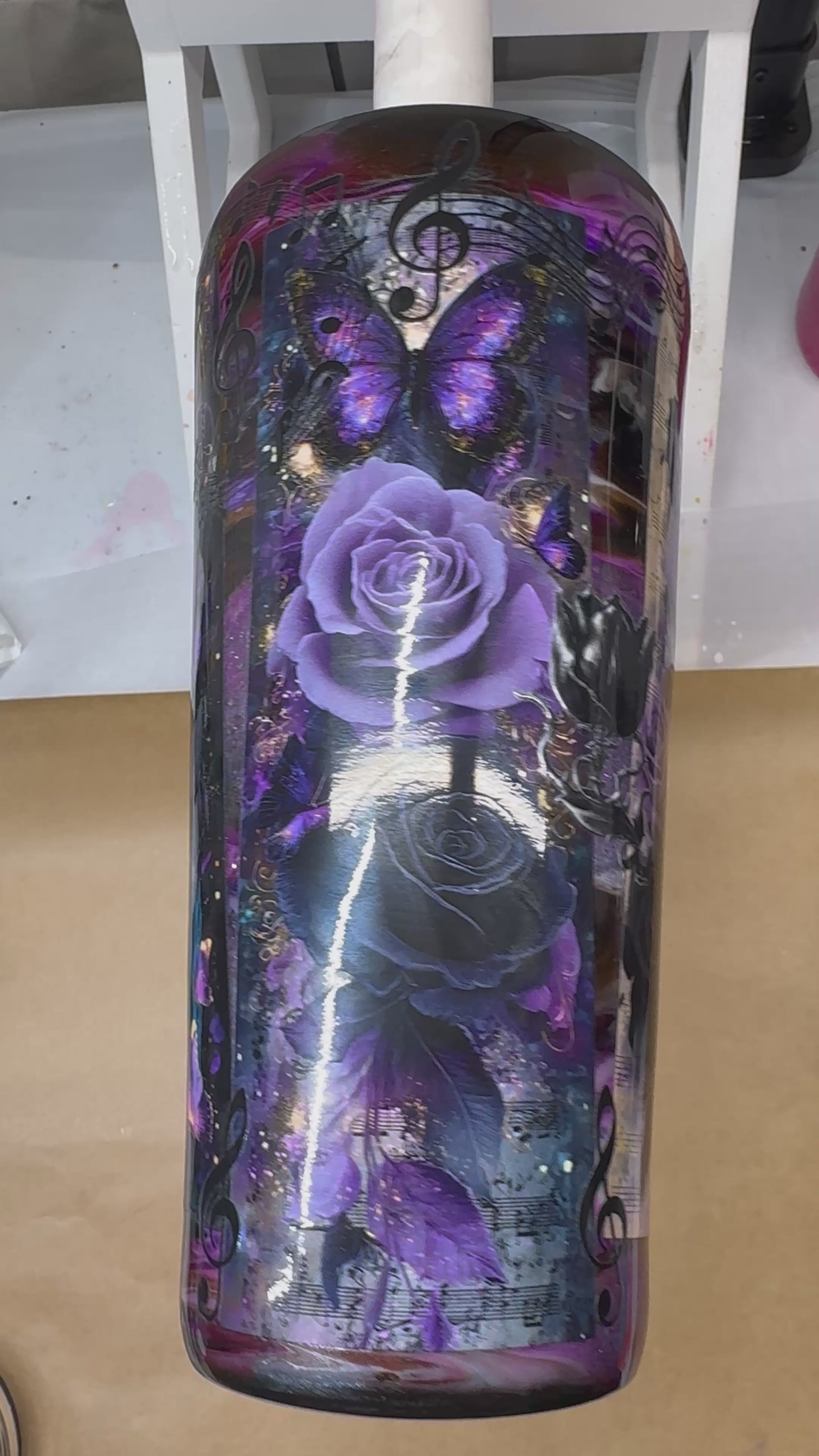 32 oz Tapered Purple Butterflies