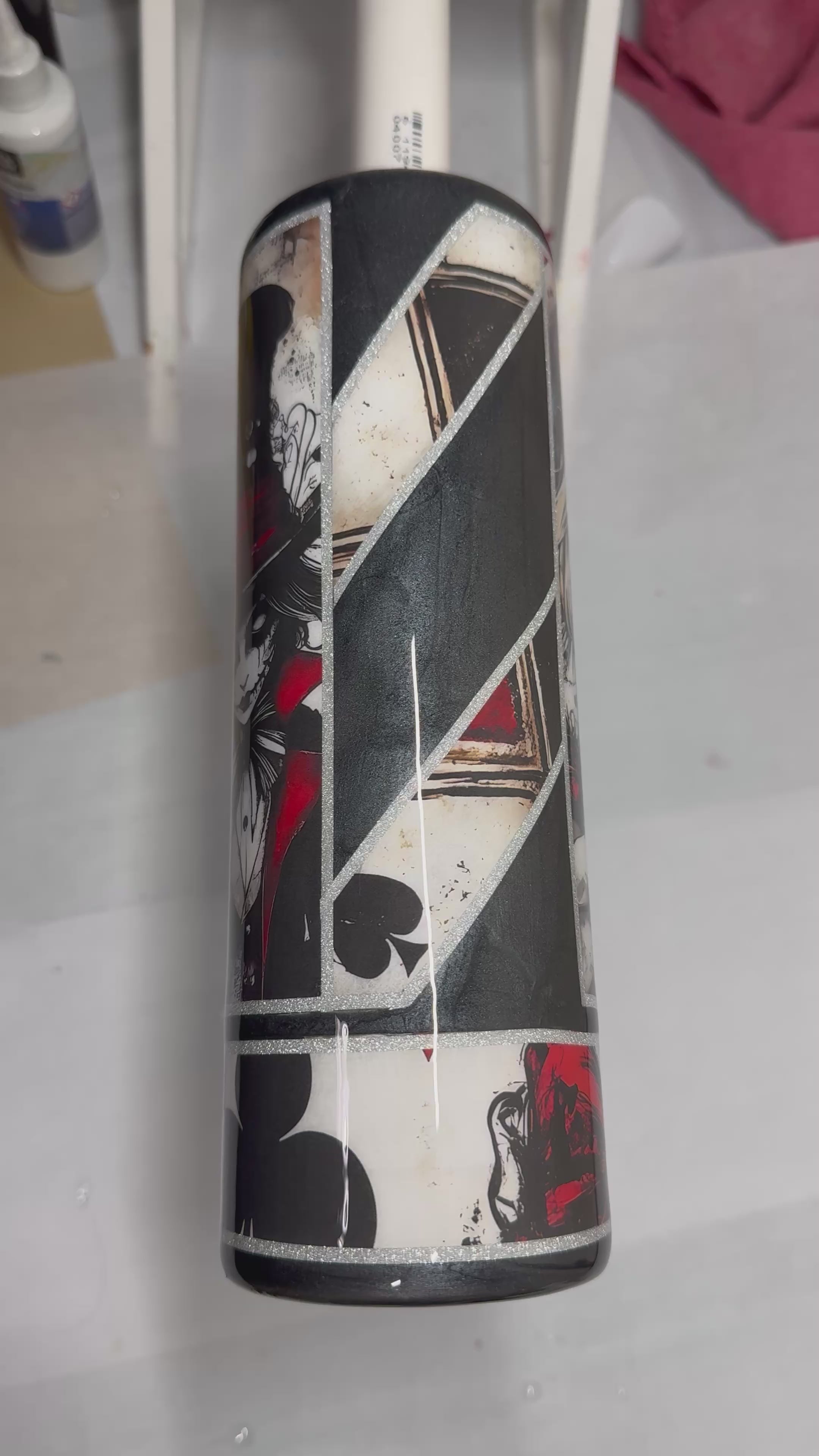 30oz Skinny Dark Alice